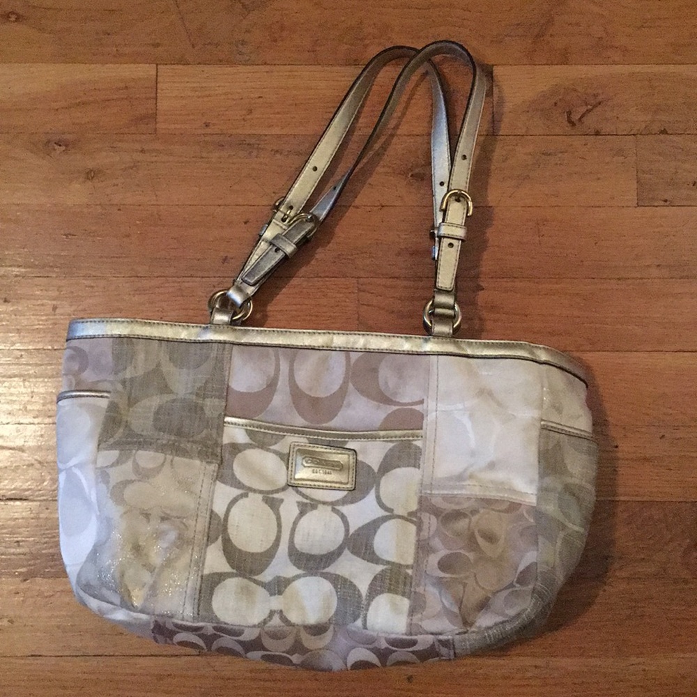 Coach bag authentic